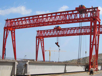 Launcher Gantry Crane